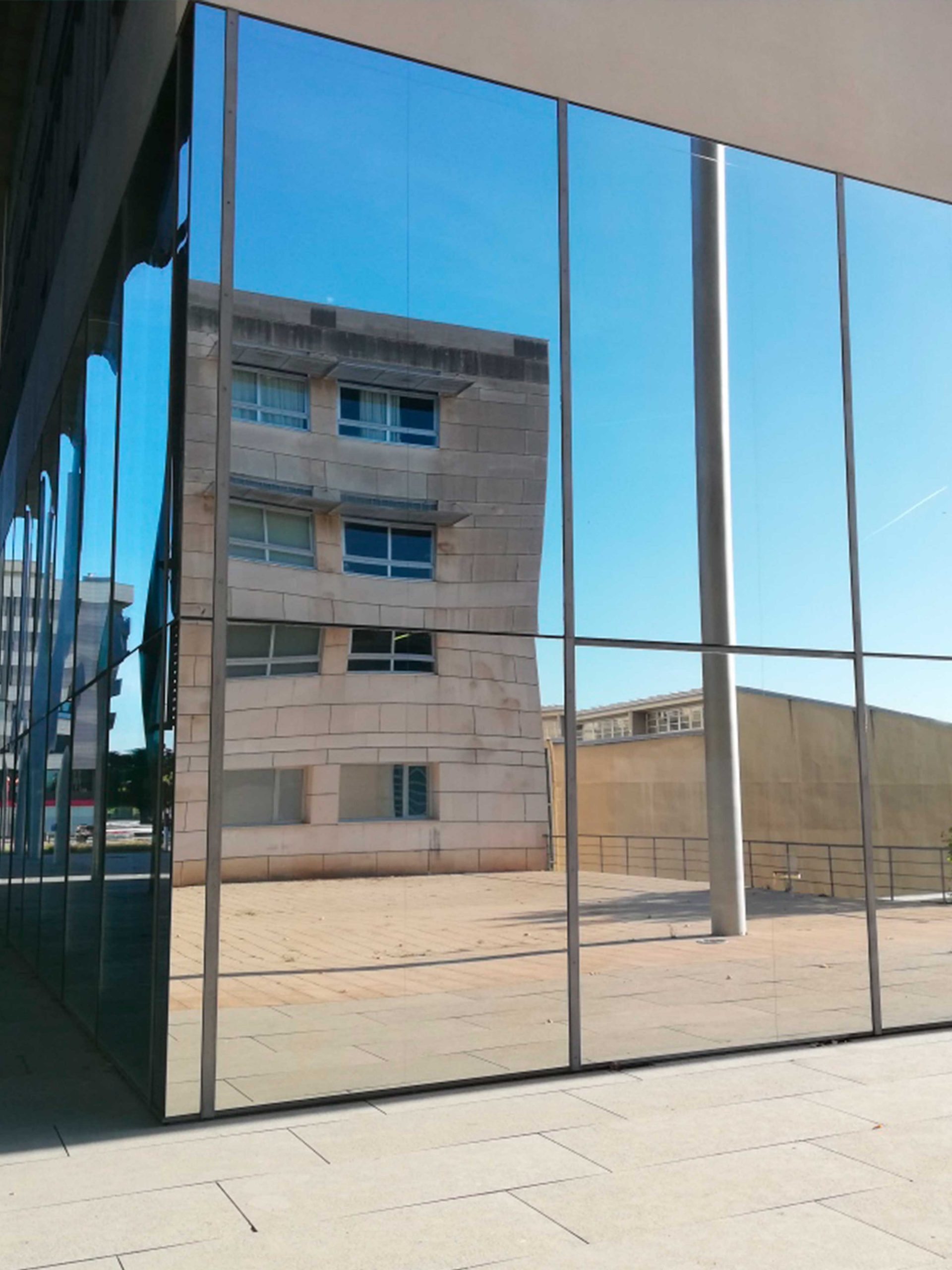 lamina solar para edificios en Lleida